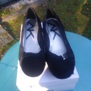 Anne Klein  Women's shoes black patent